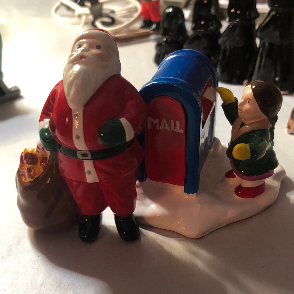 SANTA/MAILBOX ACCESSORY ST/2/Department 56 Original Snow Village/56.50598